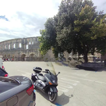 Toni Appartement Pula