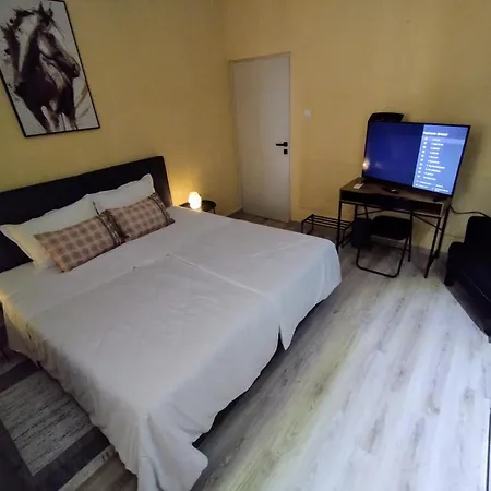 Toni Apartman